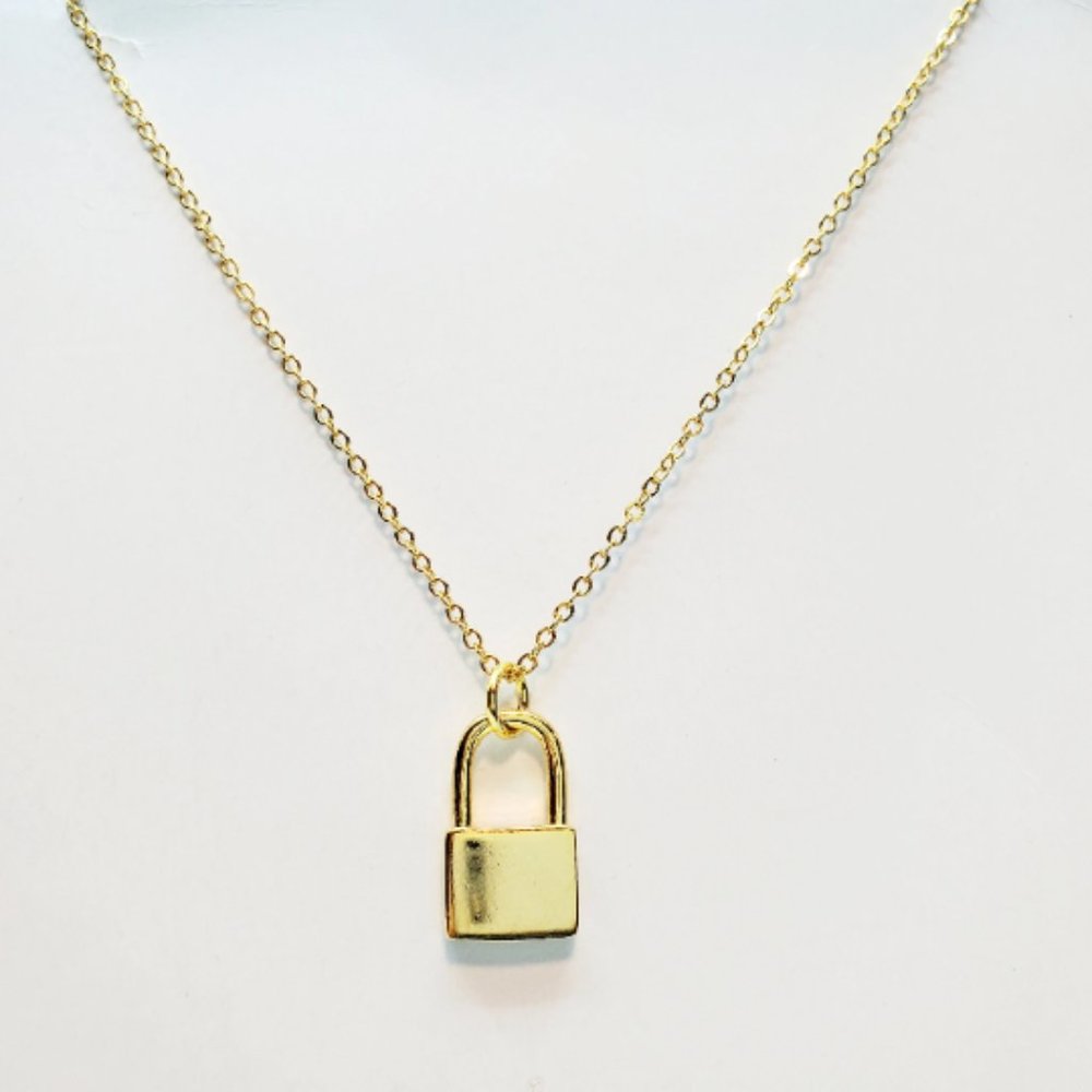 🌹3/$30 NEW Dainty Gold  mini Lock Padlock 24K gold plated minimalist necklace